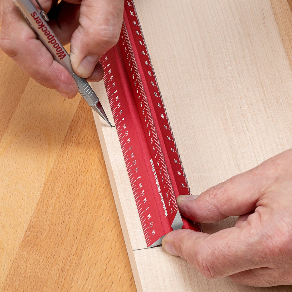 HexScale has a left-to-right reading scale in both inch and metric.